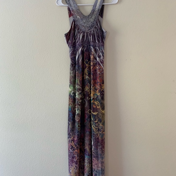 Beautiful long colorful dress with sequence - Picture 4 of 5